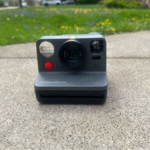 Polaroid Now Instant Camera - Gray